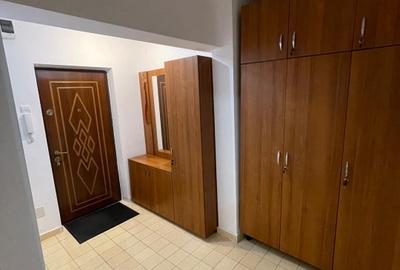 Garsonieră decomandată în E3 - 7