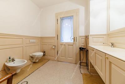 Apartament cu 3 camere decomandat, mobilat în Ultracentral - 32