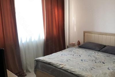 Apartament cu 3 camere semidecomandat în Central - 1