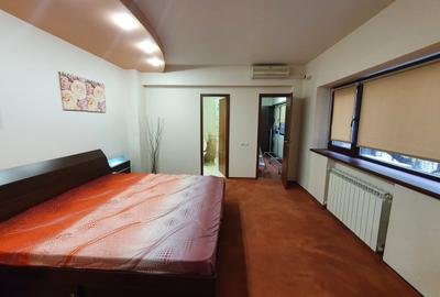 Apartament cu 3 camere decomandat în Universitate - 2