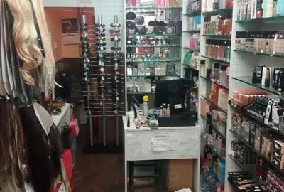 Spatiu comercial cu vitrina si intrare din strada ultracentral de inchiriat - 1