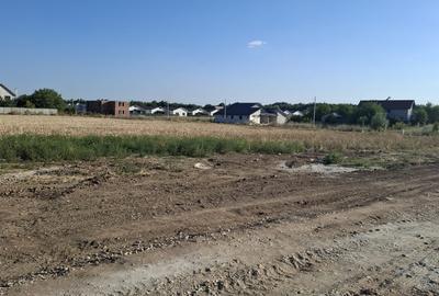 Loturi 400 mp utili, deschidere 20 ml, drum 11 ml, langa vile in constructie - 42