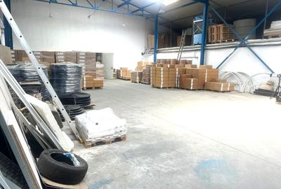 Spațiu industrial, de 1,150 mp, în Est - 2