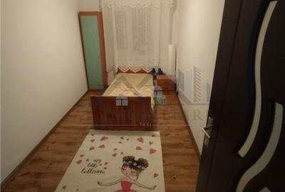 Apartament cu 4 camere, mobilat în Podu Roș - 6