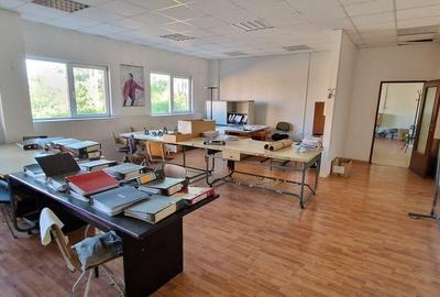 Spațiu comercial, de 3,400 mp, în Central - 3