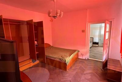 Casă individuală cu 4 camere cu Canalizare în Km 5 - 9