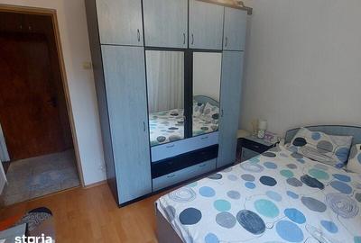 Apartament cu 2 camere decomandat în Rahova