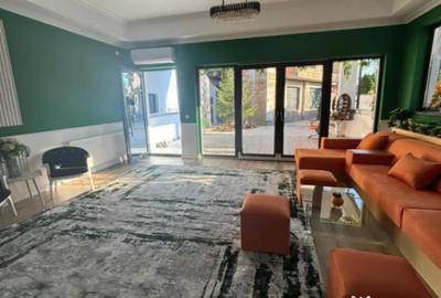 Casă cu 7 camere cu Teren 715 Mp în Central - 7