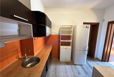 Apartament cu 3 camere semidecomandat, mobilat în Unirii - 11