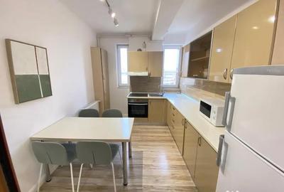 Apartament cu 3 camere decomandat în Intim - 3