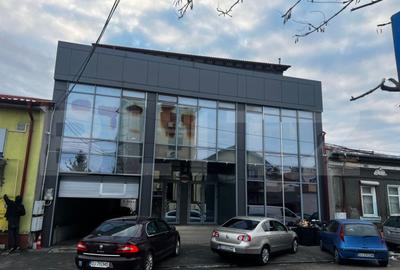 Spa?iu comercial situat in inima orasului, ideal pentru afa - 1