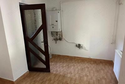 Casă cu 4 camere cu Canalizare în Faleza Nord - 27