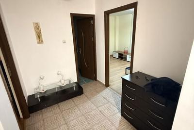 Apartament cu 2 camere decomandat în Pădurii