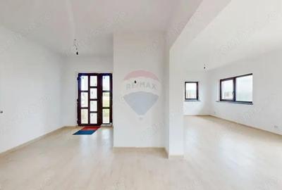 Comision 0% | Casa individuala de vanzare | Bod | Personalizabila - 5