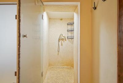 Casa de vanzare in centrul Brasovului - curte privata si pivnita - 11