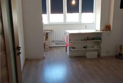 Apartament decomandat in bloc din 1984, rebilitat  Colentina-Tei - 2