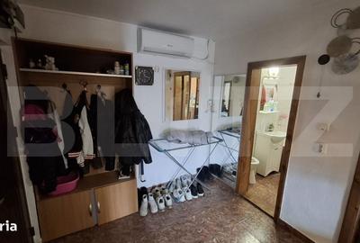 Apartament cu 2 camere decomandat în Micro 4 - 8