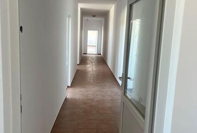 Spațiu comercial, de 1,650 mp, în Central - 16