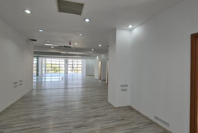 Birou, de 257 mp, în Unirii - 4