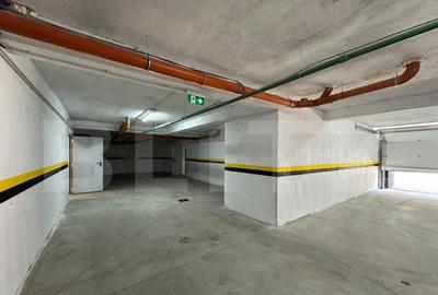 Apartament cu 3 camere, decomandat, 100 mp, loc de parcare s - 2