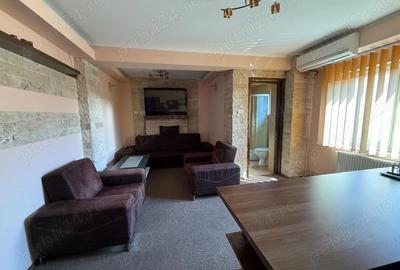 Spațiu comercial, de 58 mp, în Central - 7