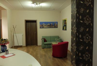Proprietar închiriez spatiu premium – 175 mp, Parter, P-ța Unirii - 4