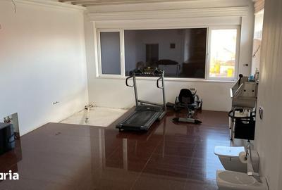 Casă cu 6 camere cu Teren 1753 Mp în Dumbrăvița - 10