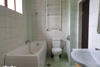 Apartament cu 4 camere în Central - 3