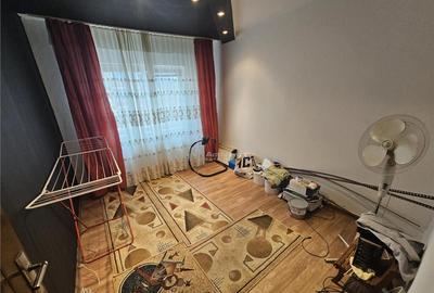 Resita, 3 Cam. Dec., Micro 4 - 2