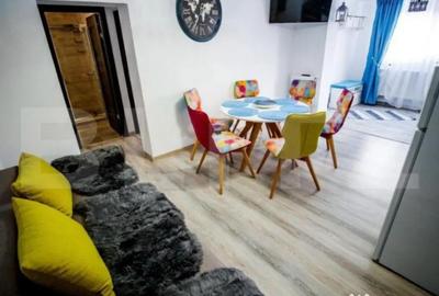 Apartament cu 3 camere decomandat în Cetate