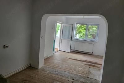 Casă cu 3 camere cu Teren 913 Mp în Dărăști-Vlașca - 1
