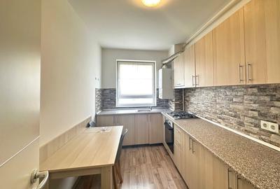 Închiriere apartament 2 camere mobilat cu parcare si boxa et 2  Avantgarden 3 - 13