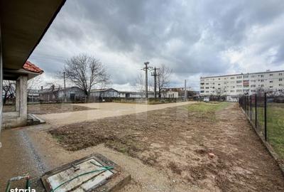 Casă cu 4 camere în Central - 2