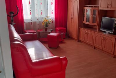 Apartament cu 3 camere decomandat în Micro 11 - 2