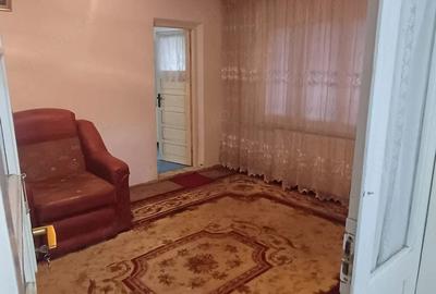 Casă cu 7 camere cu Teren 660 Mp în Corbii Mari - 2
