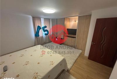 Apartament cu 4 camere decomandat în Central - 6