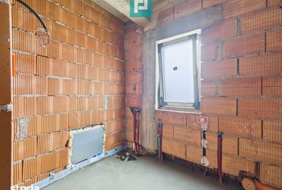 Casă cu 4 camere cu Teren 700 Mp în Ghiroda - 3