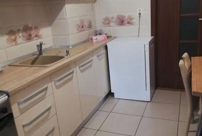 Apartament cu 3 camere semidecomandat în Gării - 3