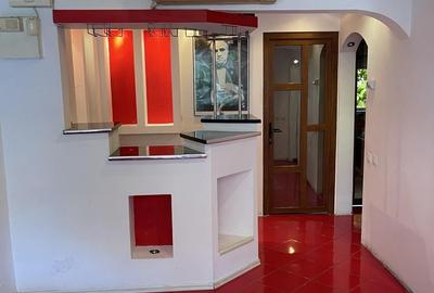 Apartament cu 3 camere decomandat în Central - 2