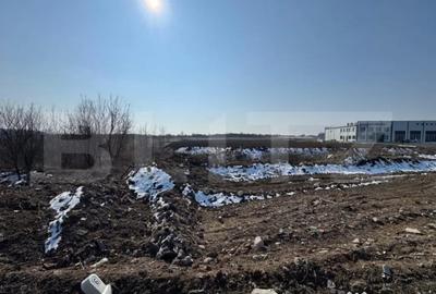 Teren de 10000 mp, în Central - 3