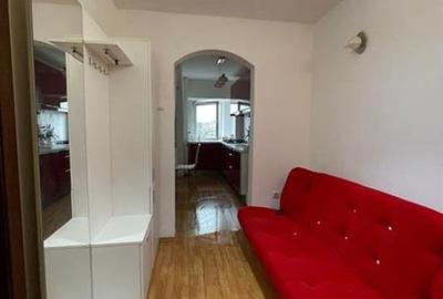 Garsonieră decomandată, mobilată în Vitan - 4