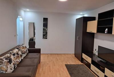 Garsoniera Renovata Etaj Intermediar - 2