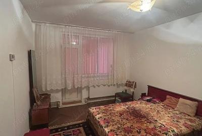 Apartament 3 camere in Slobozia - Cosminului - 1976 - Parter - 9