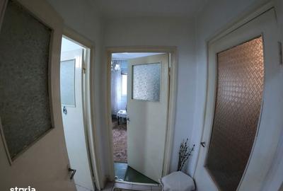 Apartament cu 3 camere decomandat în Uiești - 7