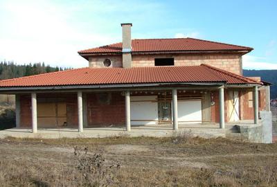 Casă cu 12 camere cu Teren 3135 Mp în Borsec - 3