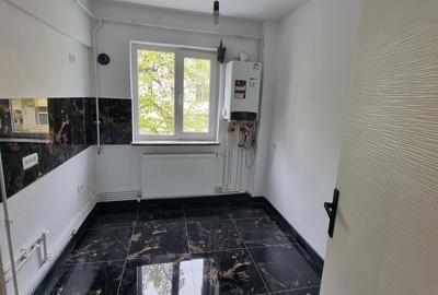 Apartament cu 2 camere decomandat în Central - 3