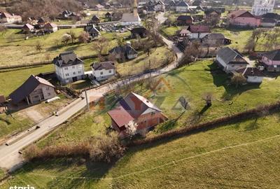 Casă cu 4 camere cu Teren 1200 Mp în Coaș - 9