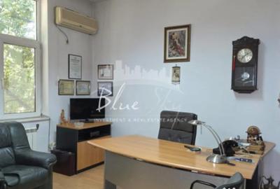 Spațiu comercial, de 87 mp, în Central