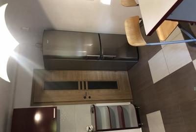 Apartament cu 3 camere decomandat în Timpuri Noi