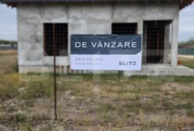 Casă cu 4 camere cu Teren 374 Mp în Central